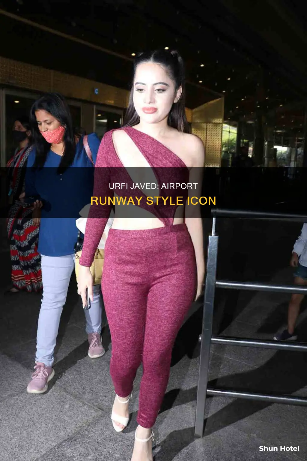 why urfi javed always in airport